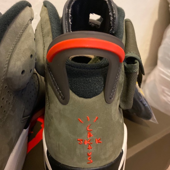 Jordan retro 6 Travis Scott - Picture 3 of 5